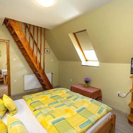 Cecey Apartman Eger Zewnętrze zdjęcie